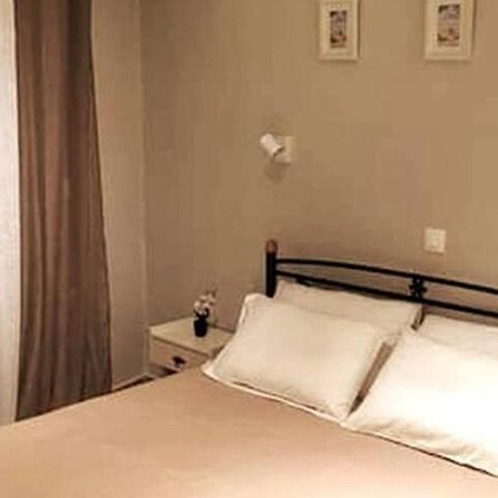 Апартаменты Golden Keys Apatment First Floor Мораитика Экстерьер фото